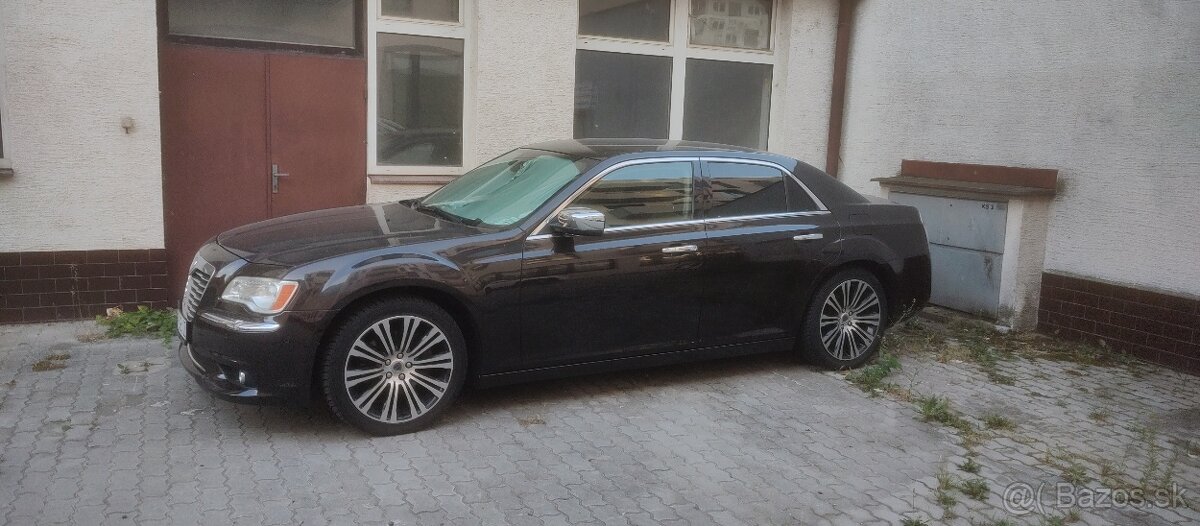 Chrysler - Lancia Thema 3.0D, V6, automat, 176 kW, Executive