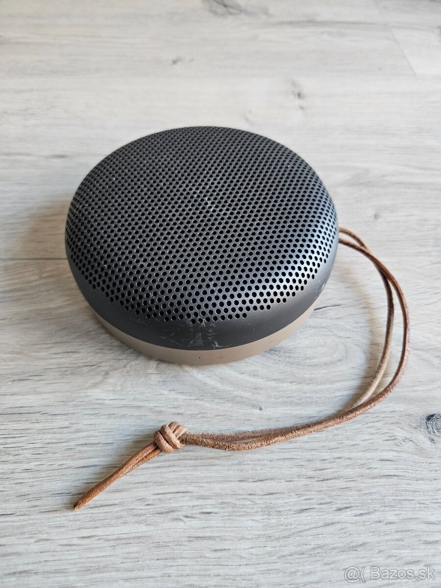 Bang and Olufsen B&O Beoplay A1 first gen