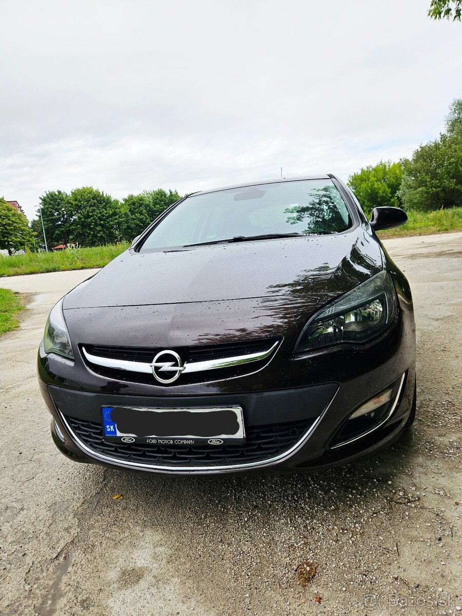 Opel Astra J