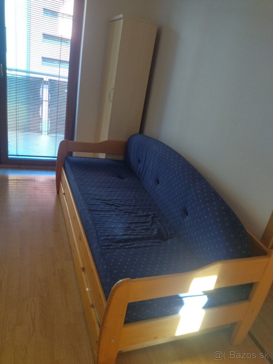 Rozkladací gauč