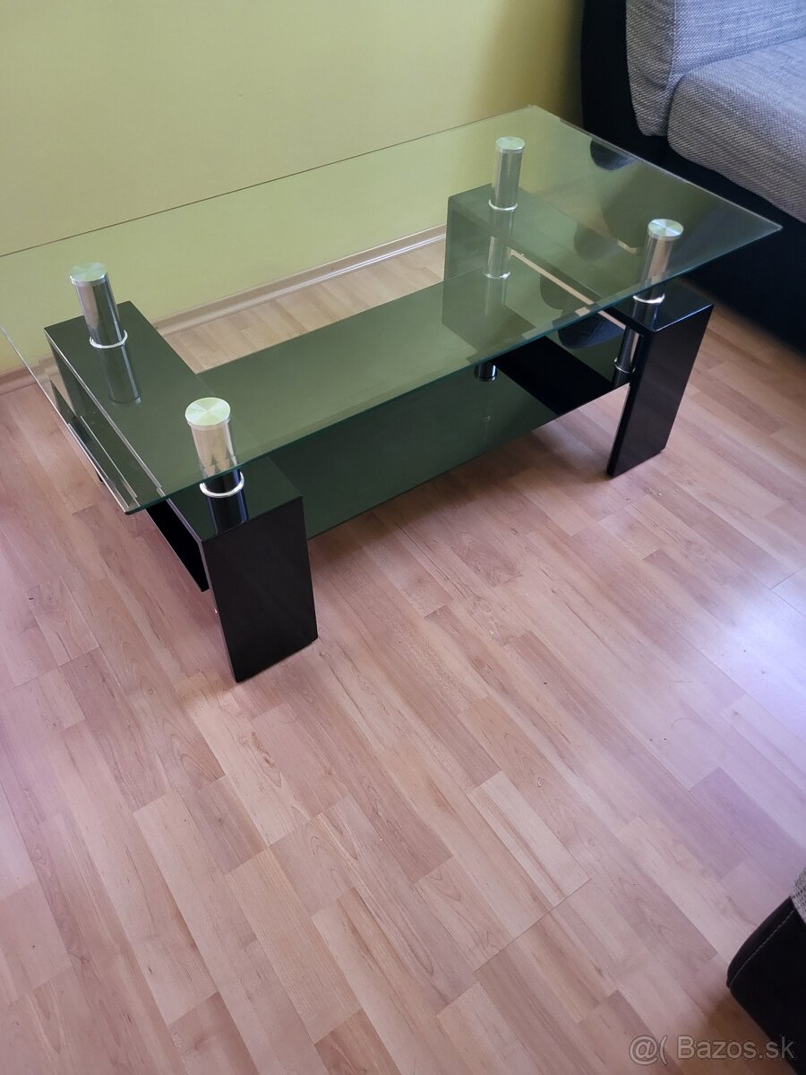 Konferenčný stolík