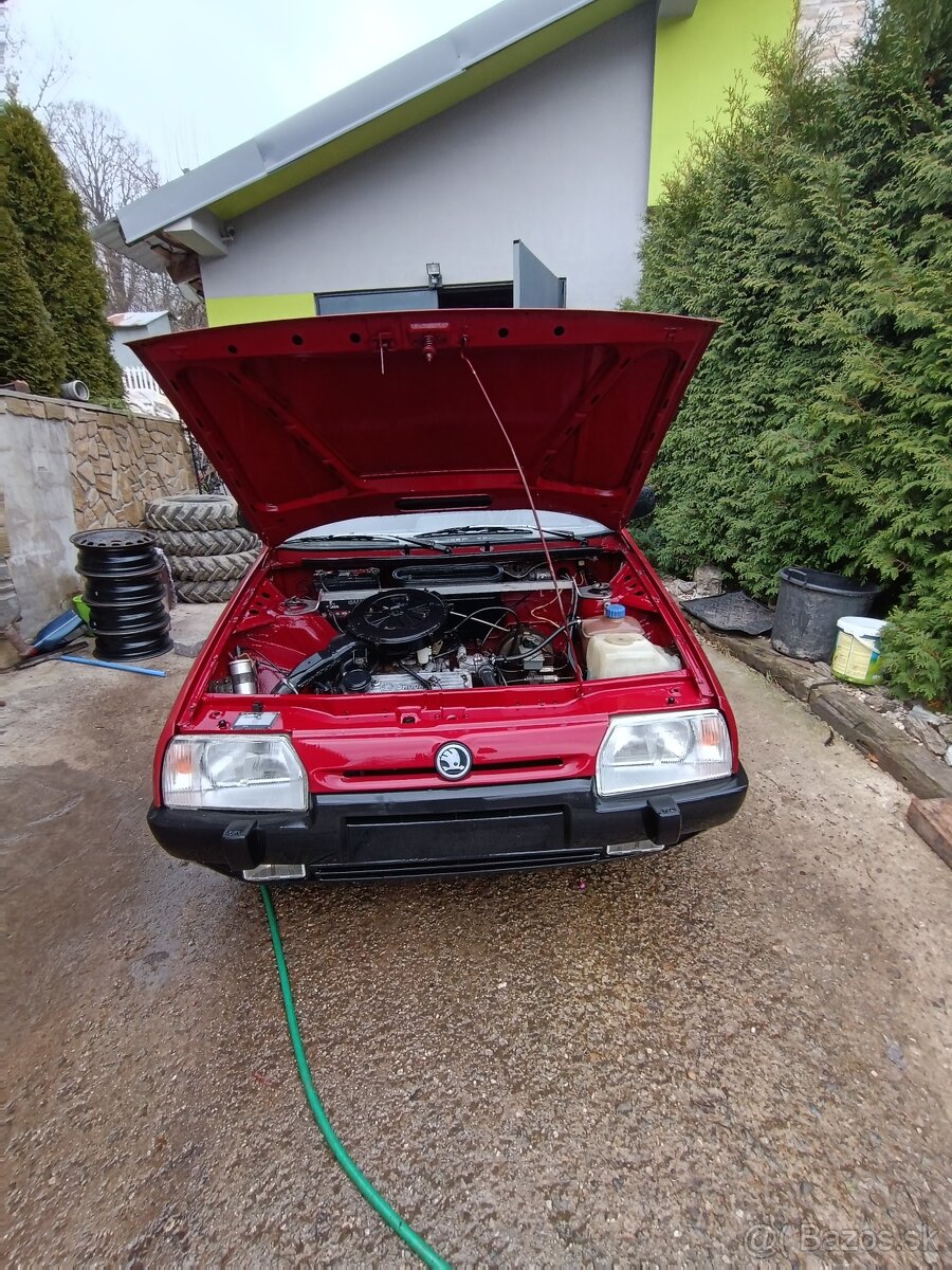 Škoda favorit 135lux