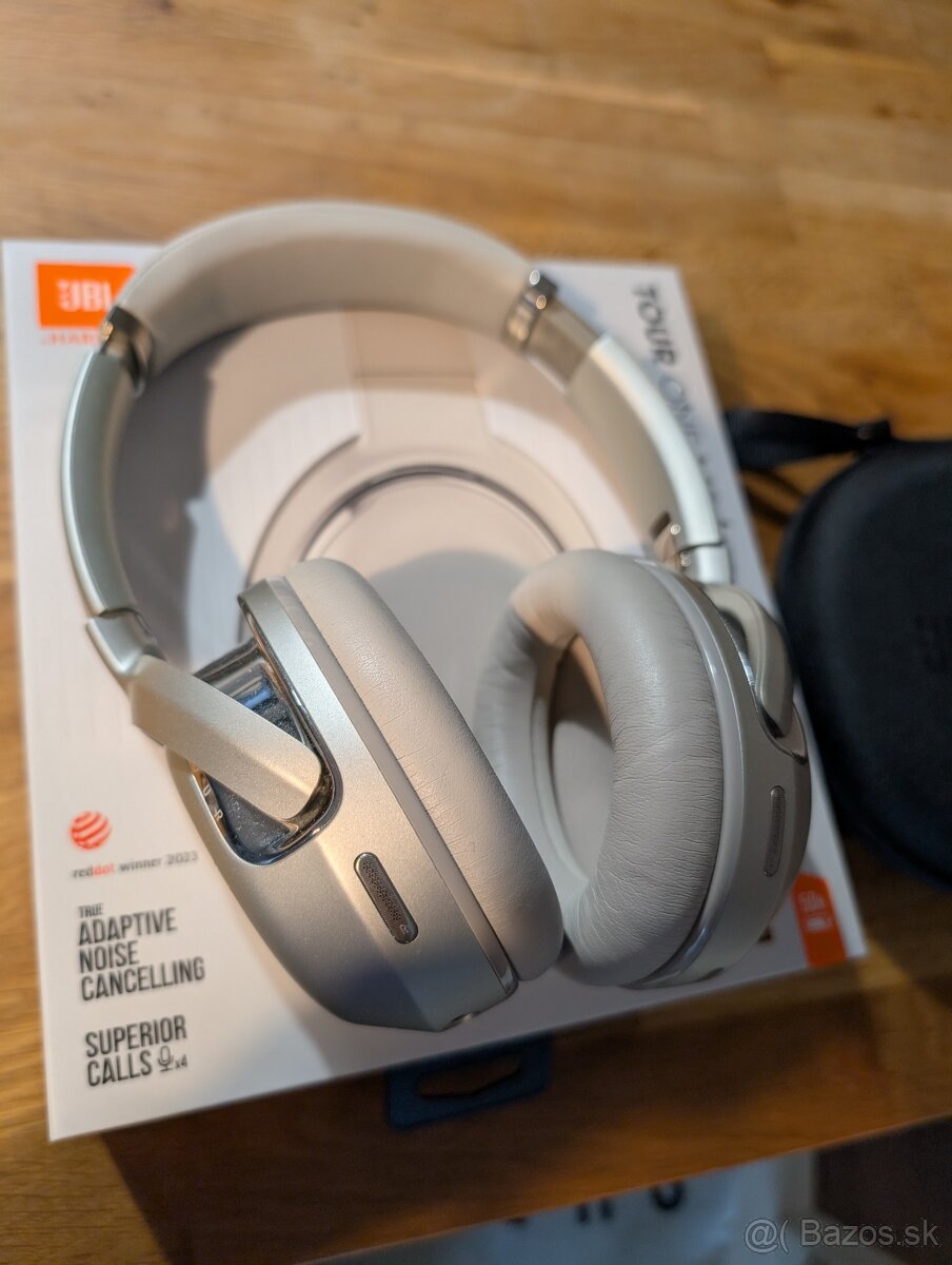 JBL Tour One M2