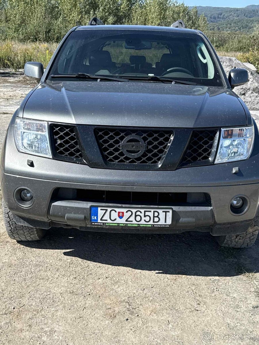 Nissan Pathfinder r51