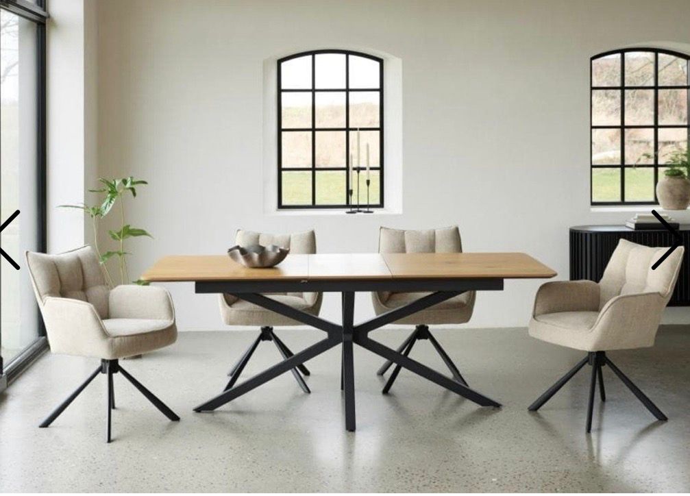 Jedálenský stôl rozťahovací