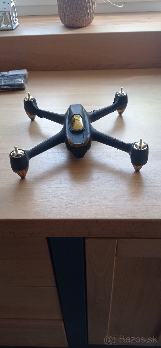 Dron Hubsan H501S