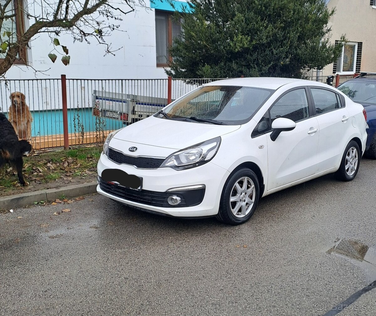 Predám KIA RIO sedan 1,2 málo jazdená