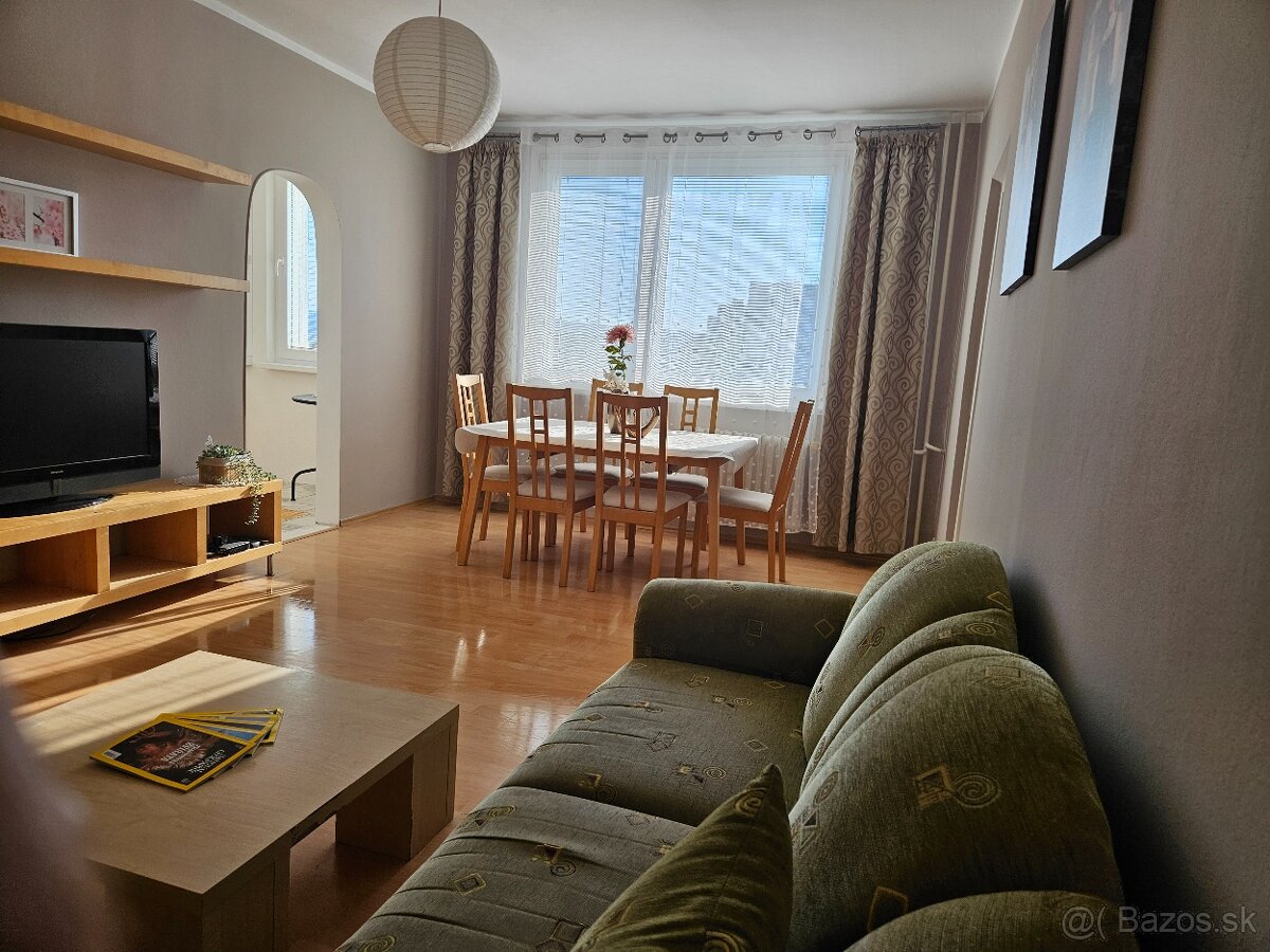 Predám slnečný 3-izbový byt v Bratislave, Karlovej Vsi