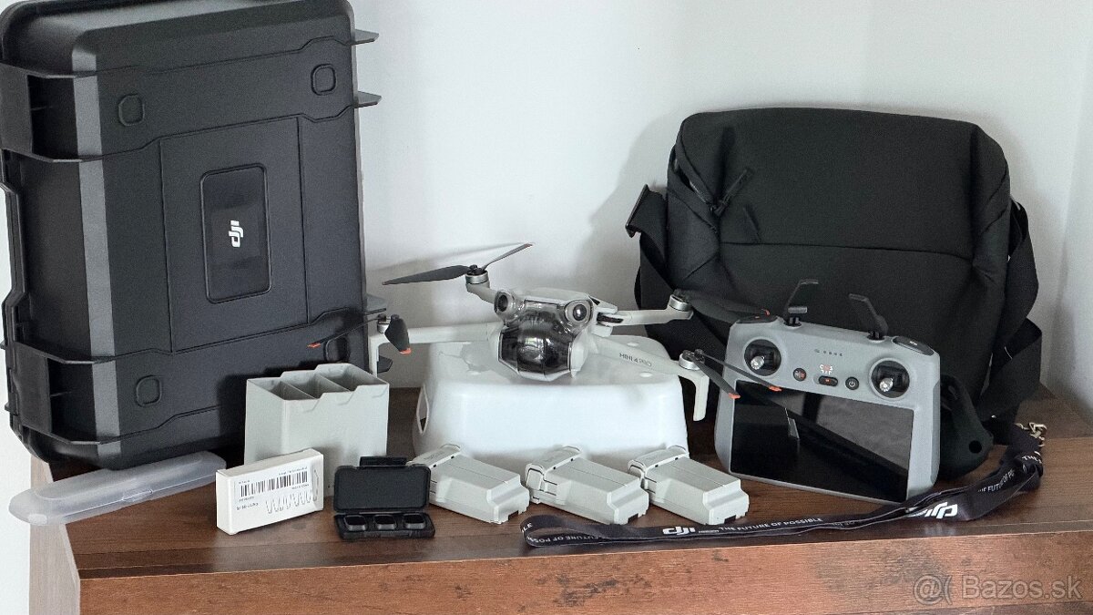 DJI mini 4 PRO RC2 flymorecombo