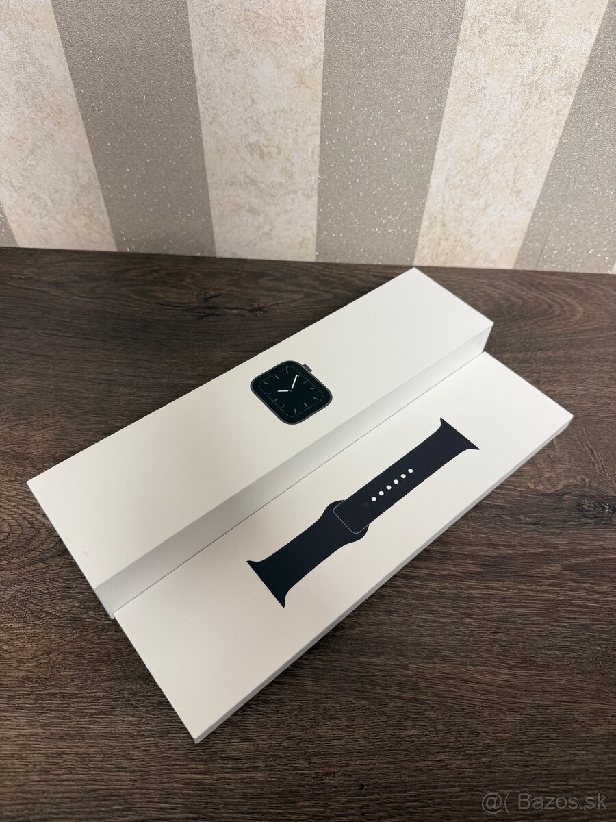 Apple Watch 5 44mm Space Grey