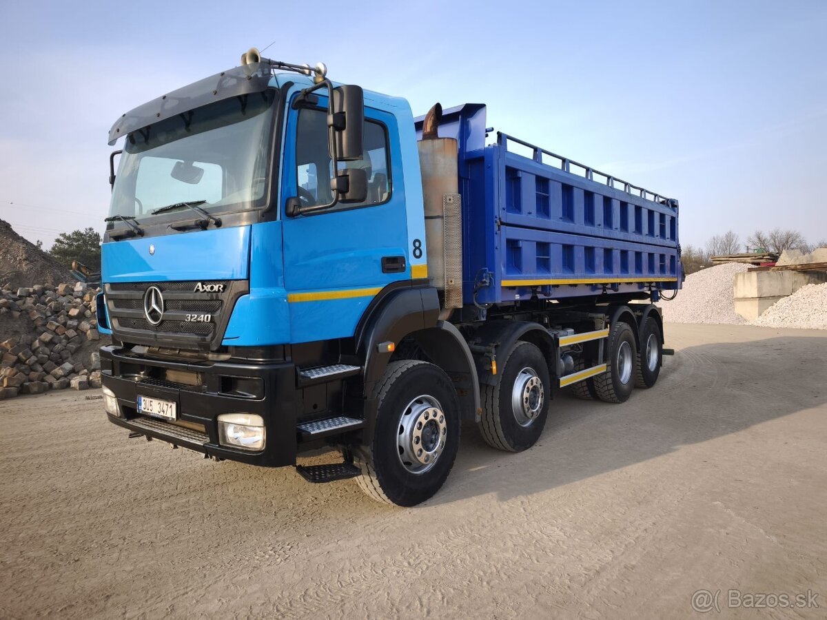 Mercedes Benz Axor 3240 8x4