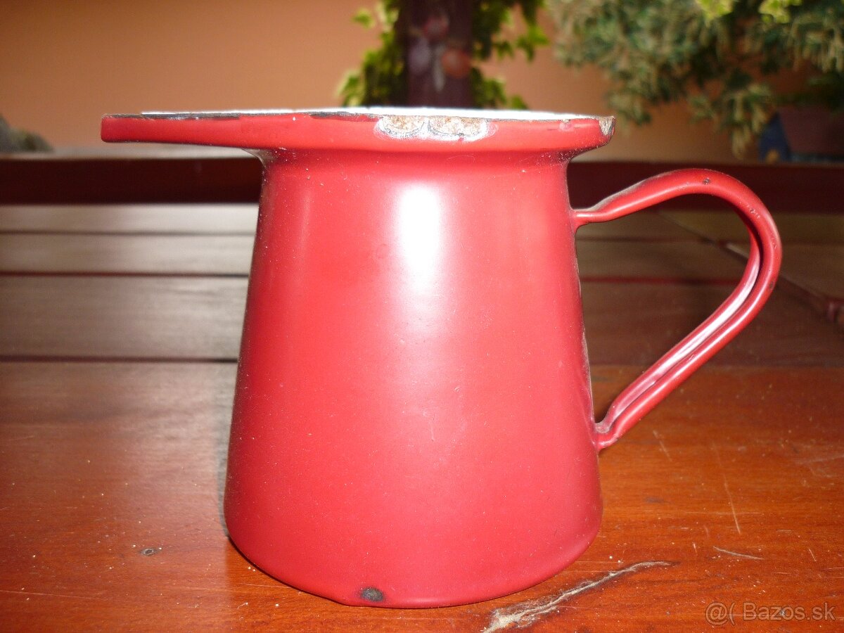 Smaltovaná nádoba