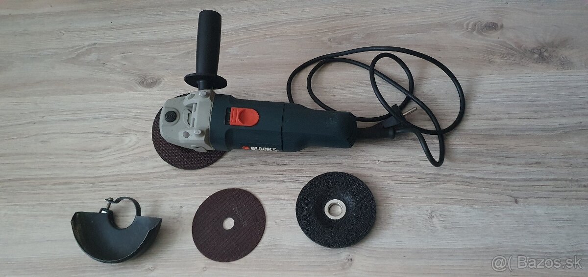 Bruska Black&Decker CD115, 710w