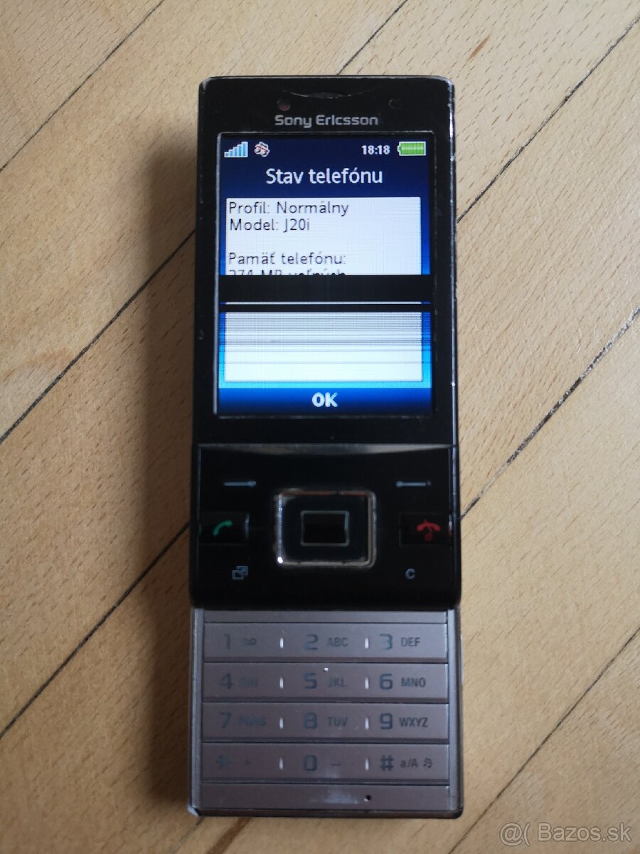 Sony Ericsson J20i poškodený LCD na ND