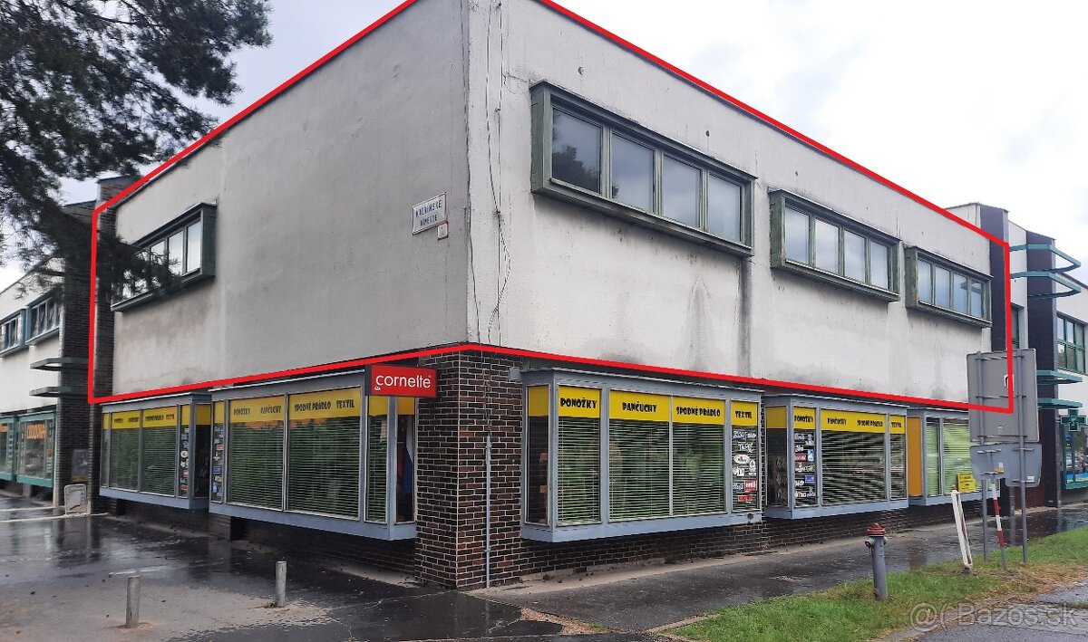 Obchodný priestor 260 m² (Levice, Kalvínske námestie č. 1)