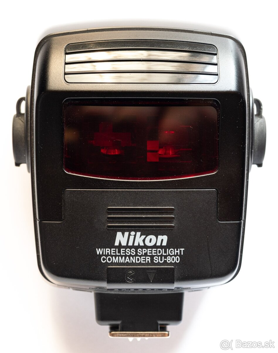 Bezdrôtová riadiaca záblesková jednotka Nikon SU-800