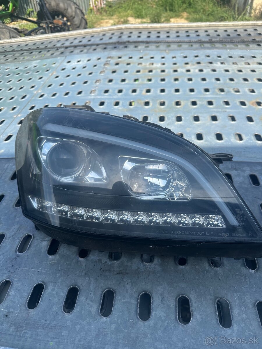 PREDNÉ SVETLÁ MERCEDES W164 ML 08-11 TUBELIGHT