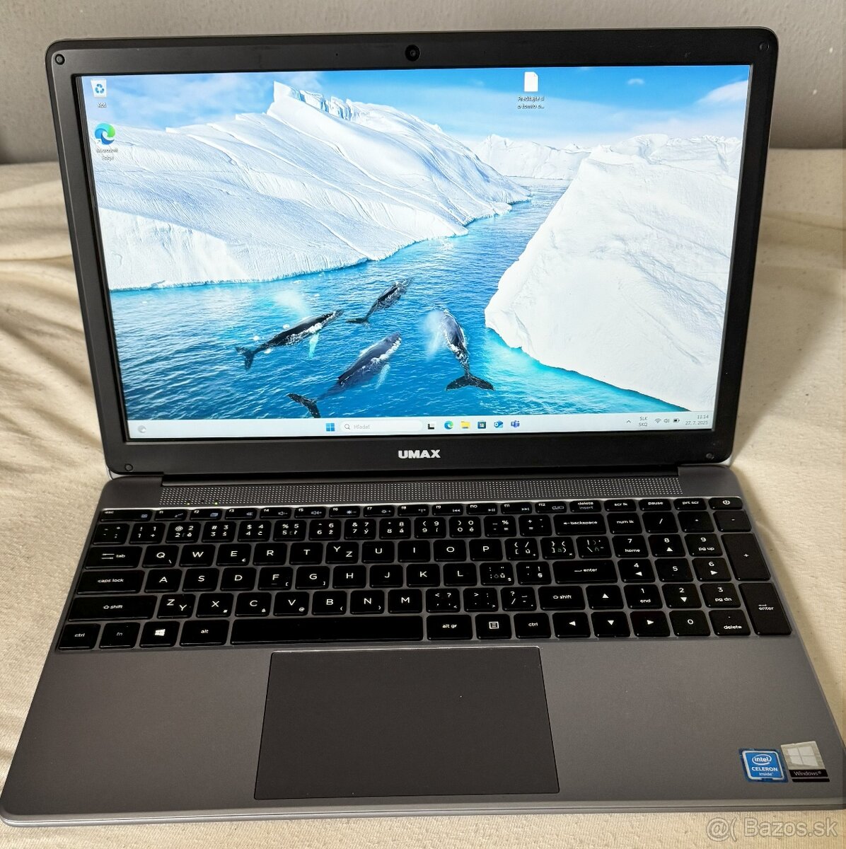 Umax VisionBook 15r Plus