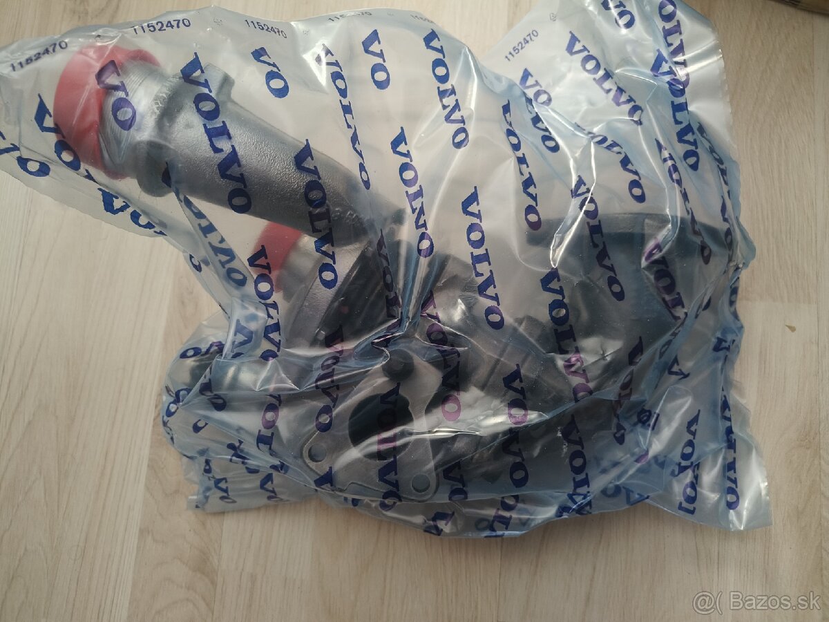 NOVE original Volvo / Renault turbo 1.9d