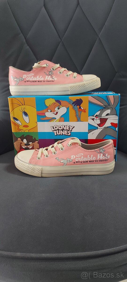 Dievčenskè sneakersy Looney Tunes Velkosť 33