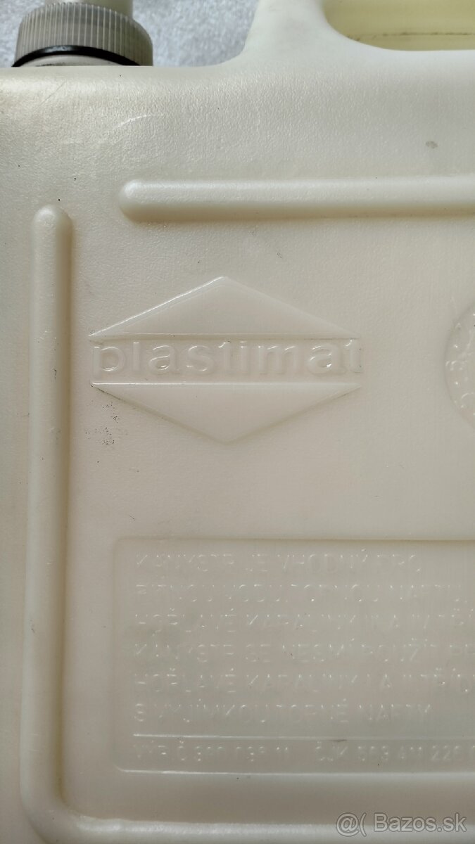 Bandasku plastimat predám 5 litrová.