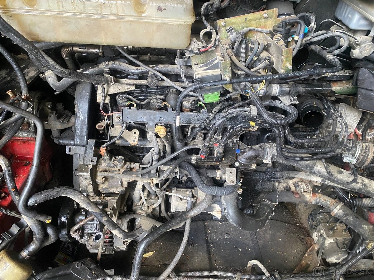 Predám motor z citroën Jumper 2.2 74kw