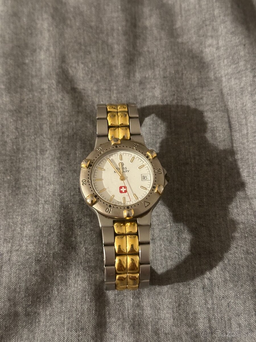 Swiss military hodinky