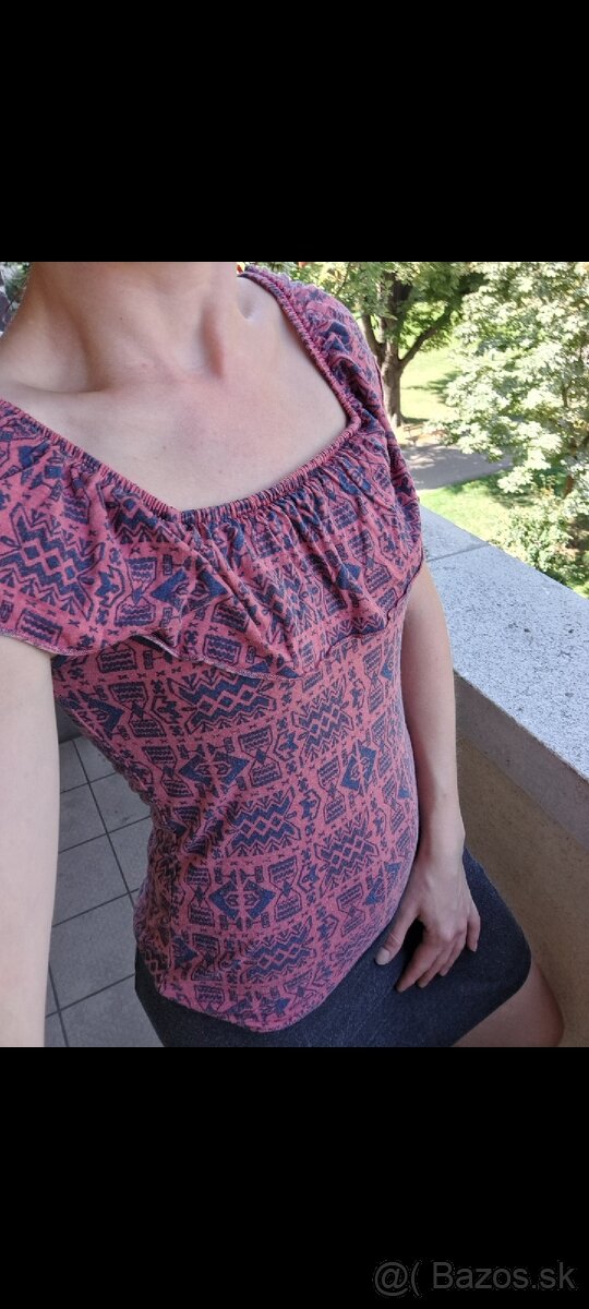 Chicoreé krásny top XS/S noseny