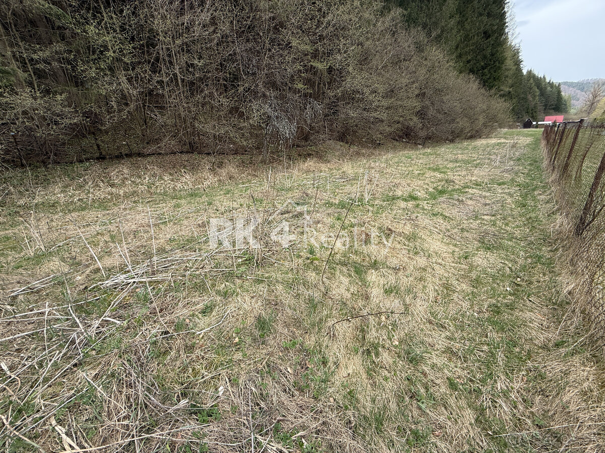 RK4 - POZEMOK POD LESOM V RAJECKEJ LESNEJ