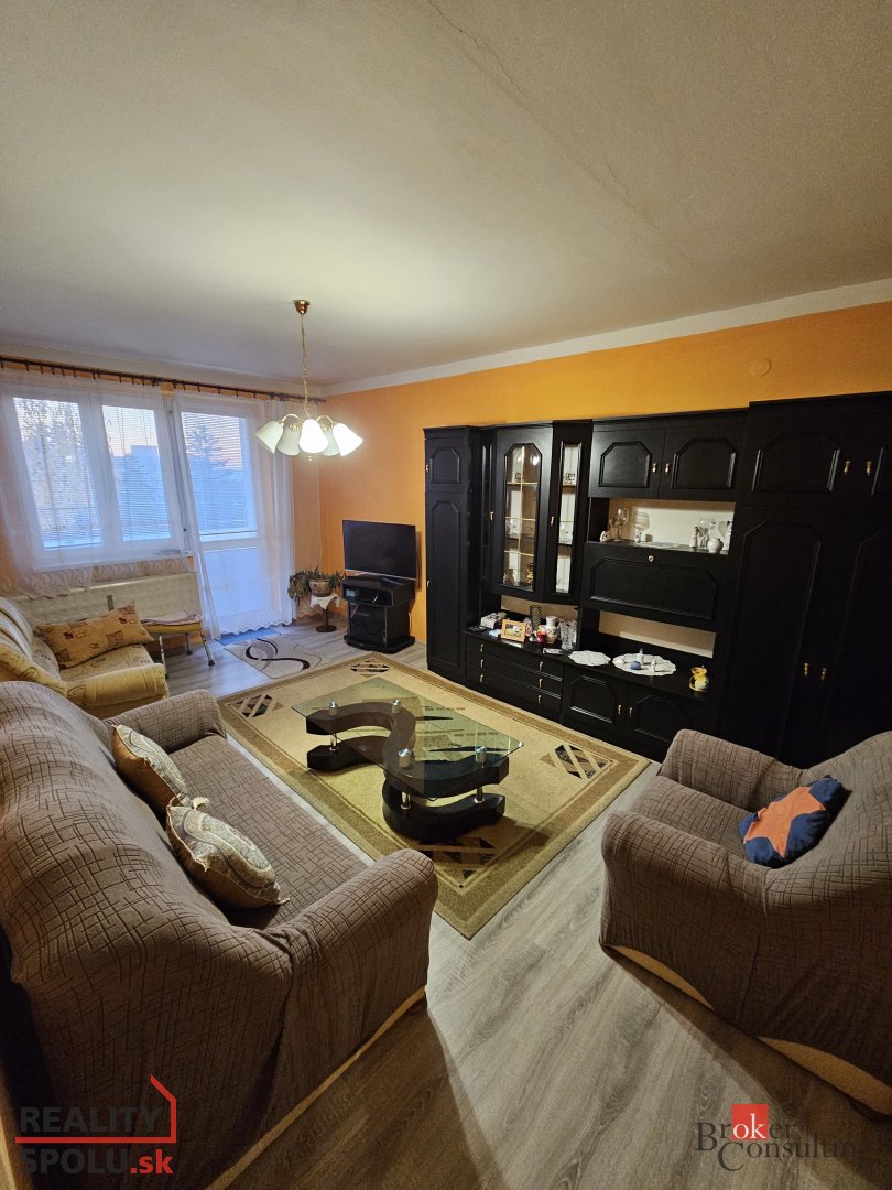 4-izbový byt na predaj – Šahy, 84 m² | Ideálny pre rodinu