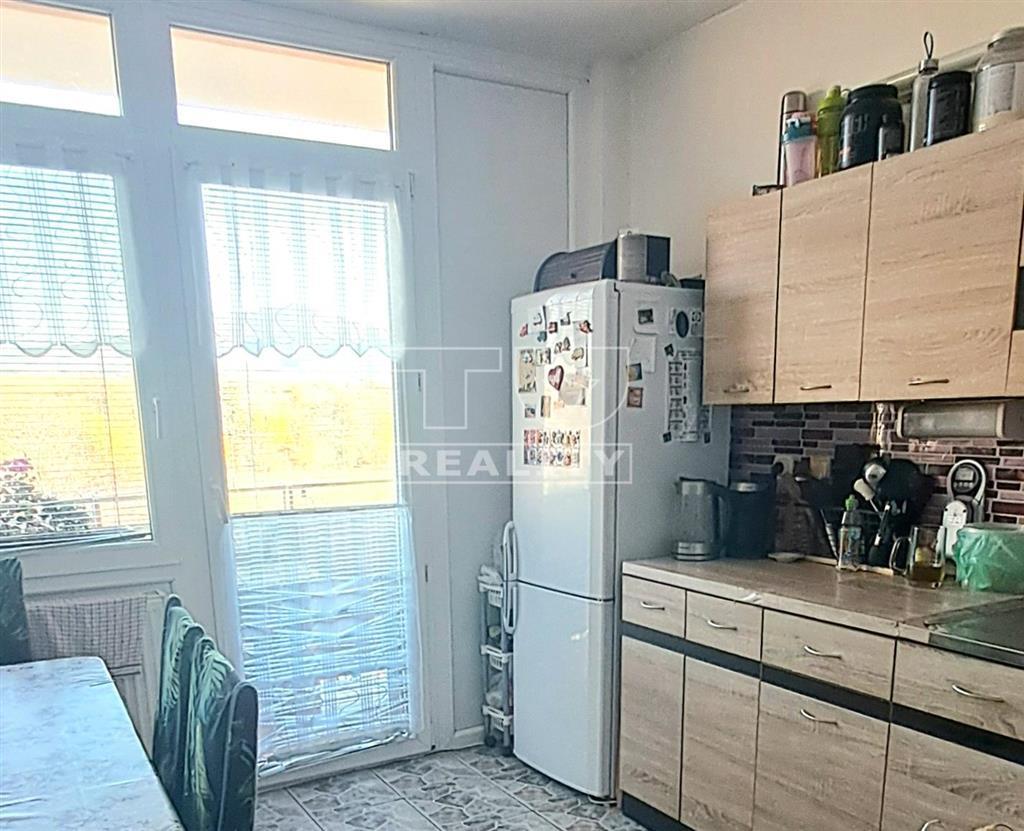 5 izbový byt - mezonet v Nitrianskom Pravne, okres...