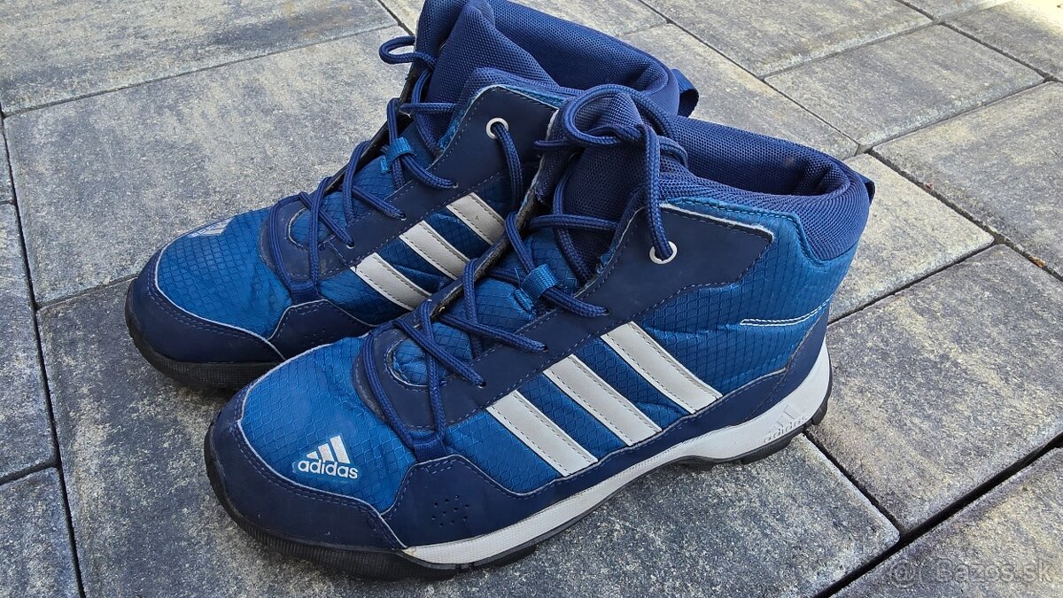 Adidas hyperhiker obuv