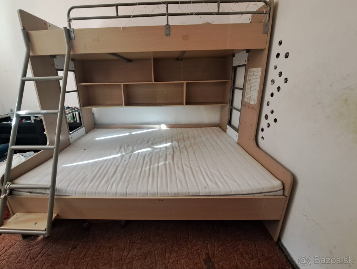 Poschodová postel
