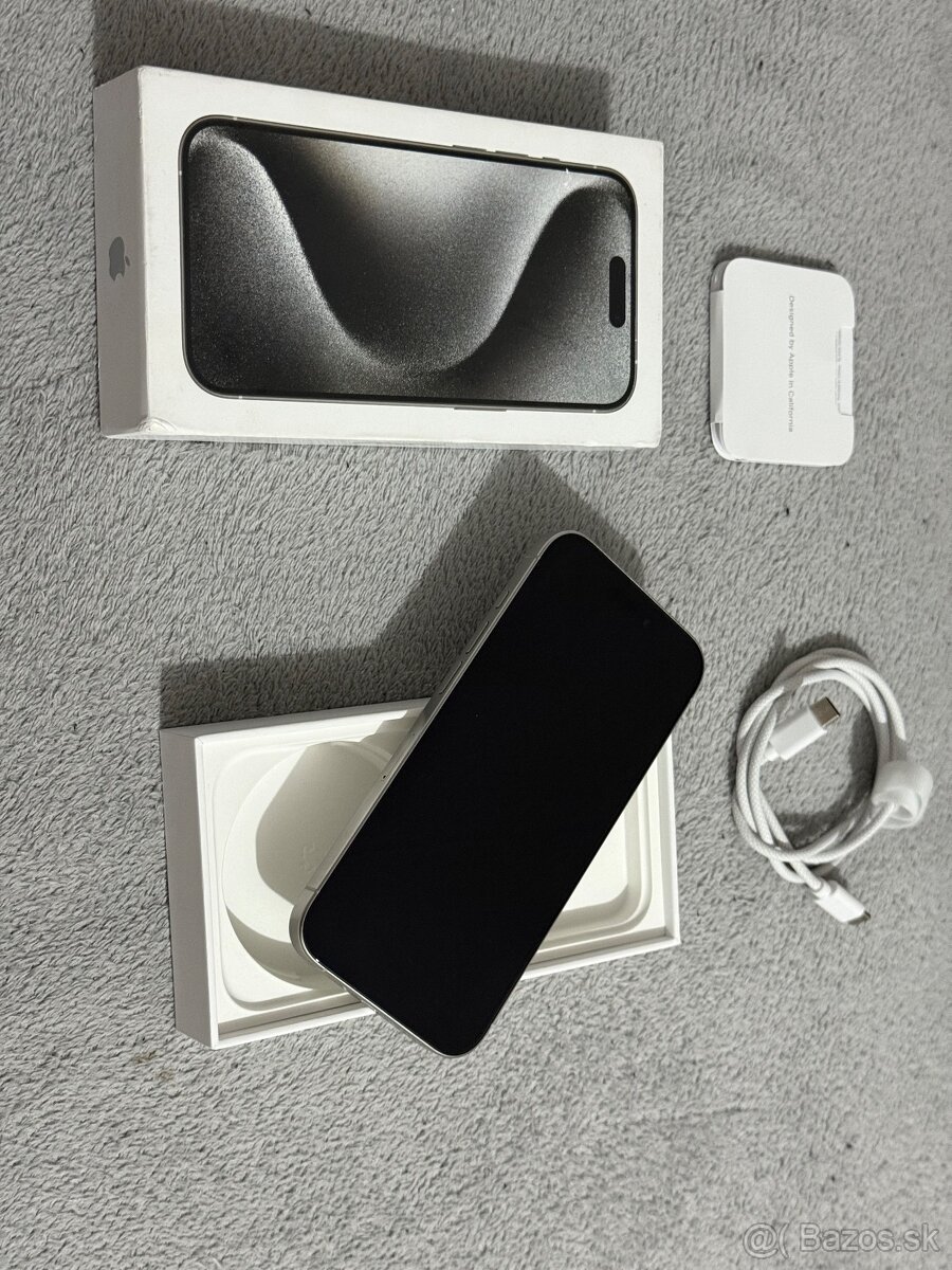 Predám Apple iPhone 15 PRO 256GB White Titan Rám telefónu