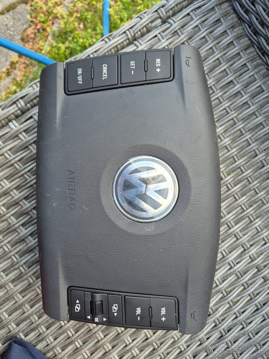 VW Touareg I airbag tlačítka