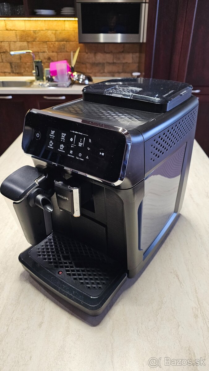 Kavovar PHILIP lattego 3200