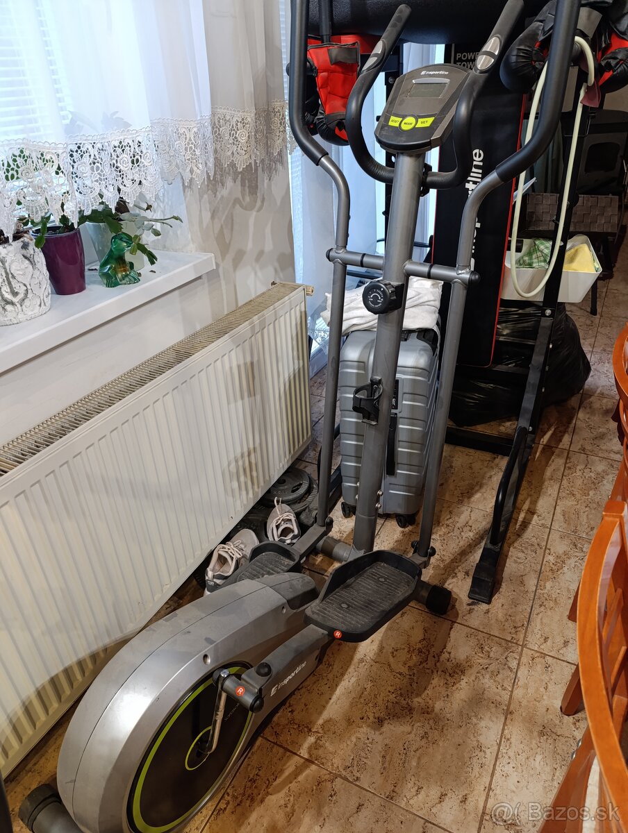 Eliptický trenažér