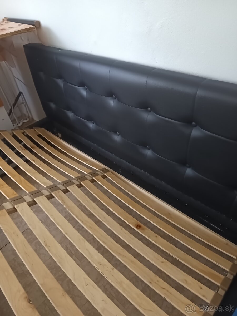 Veľká manželská posteľ + matrace