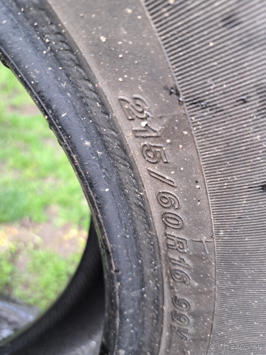 Predám letné Yokohama 215/60/R16