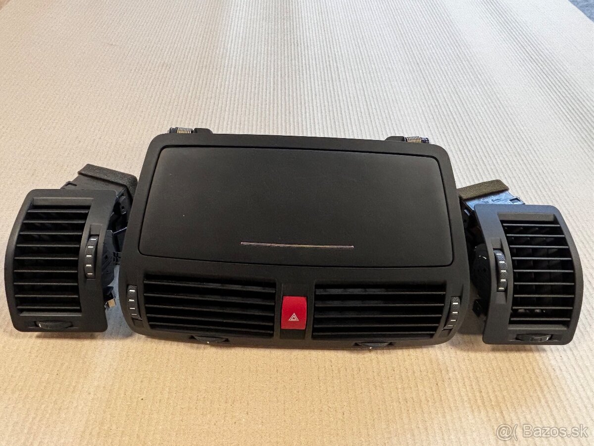 Mriežky ventilácie (fukáre) Octavia II