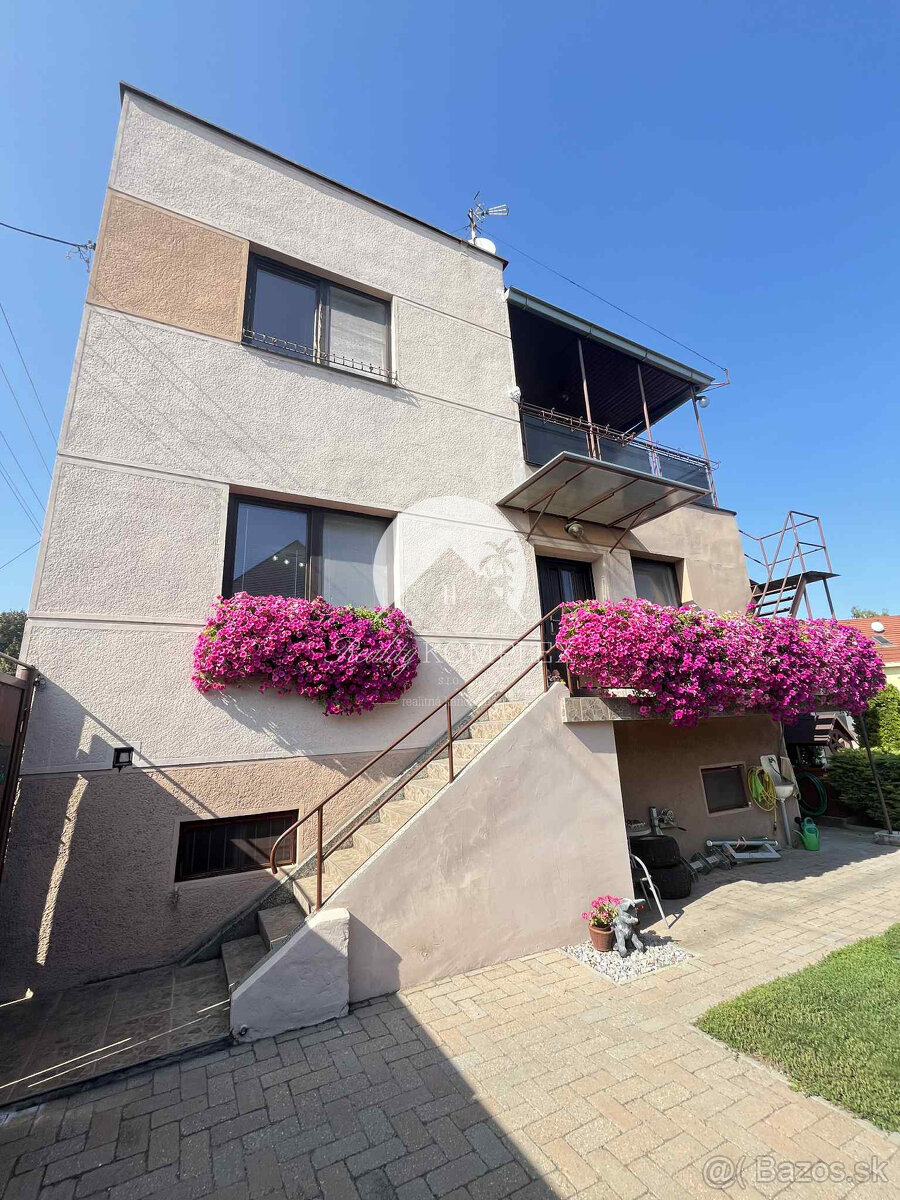 Reality KOMPLEX s.r.o. Vám ponúka na predaj priestranný 4-iz