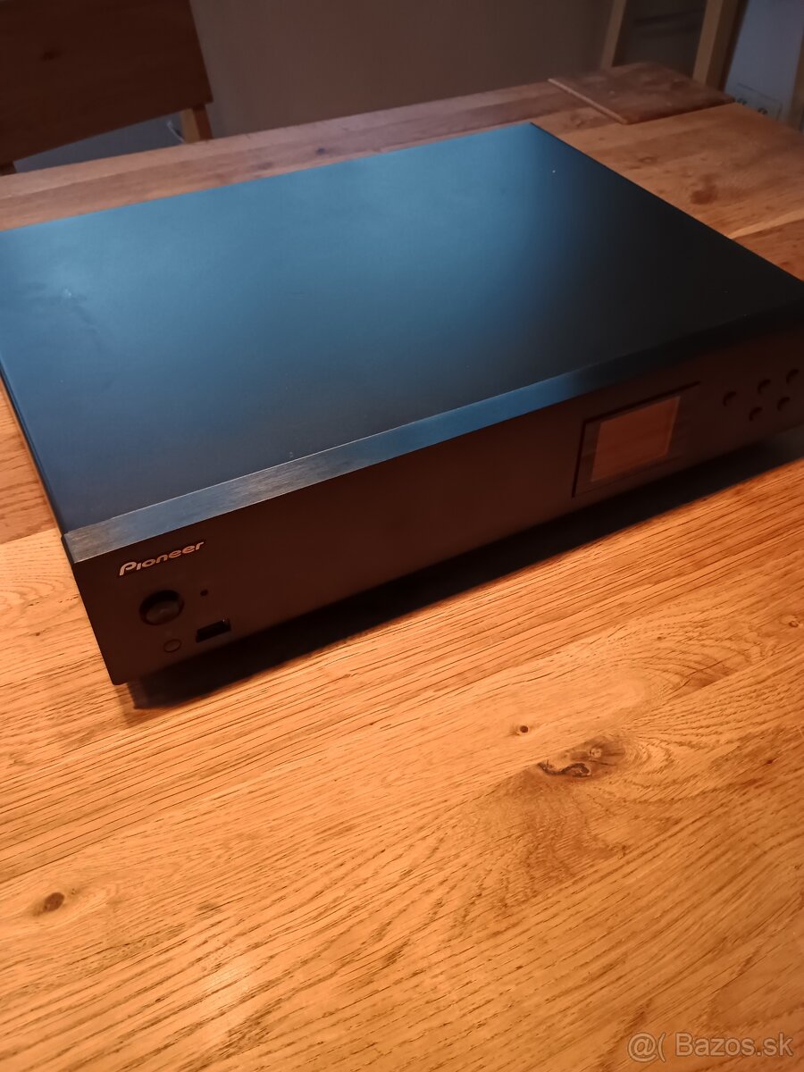 Internetové rádio pioneer