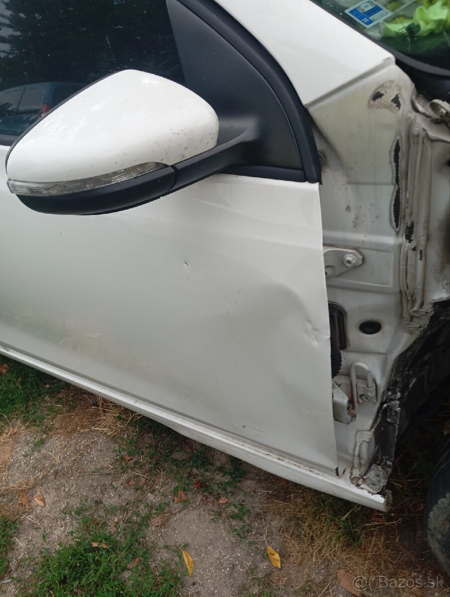 Rozpredám Golf 6 r.v20011.