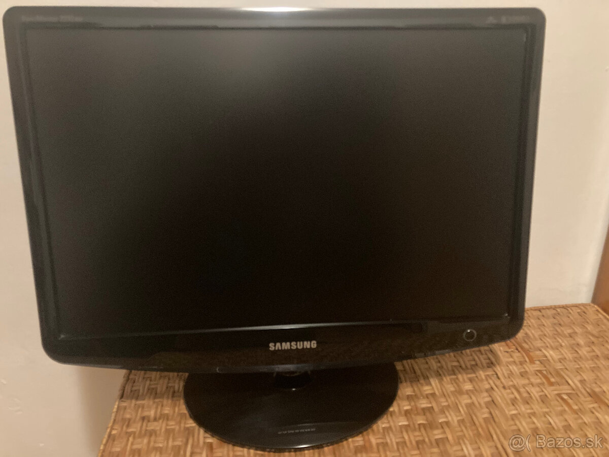 22" monitor SAMSUNG