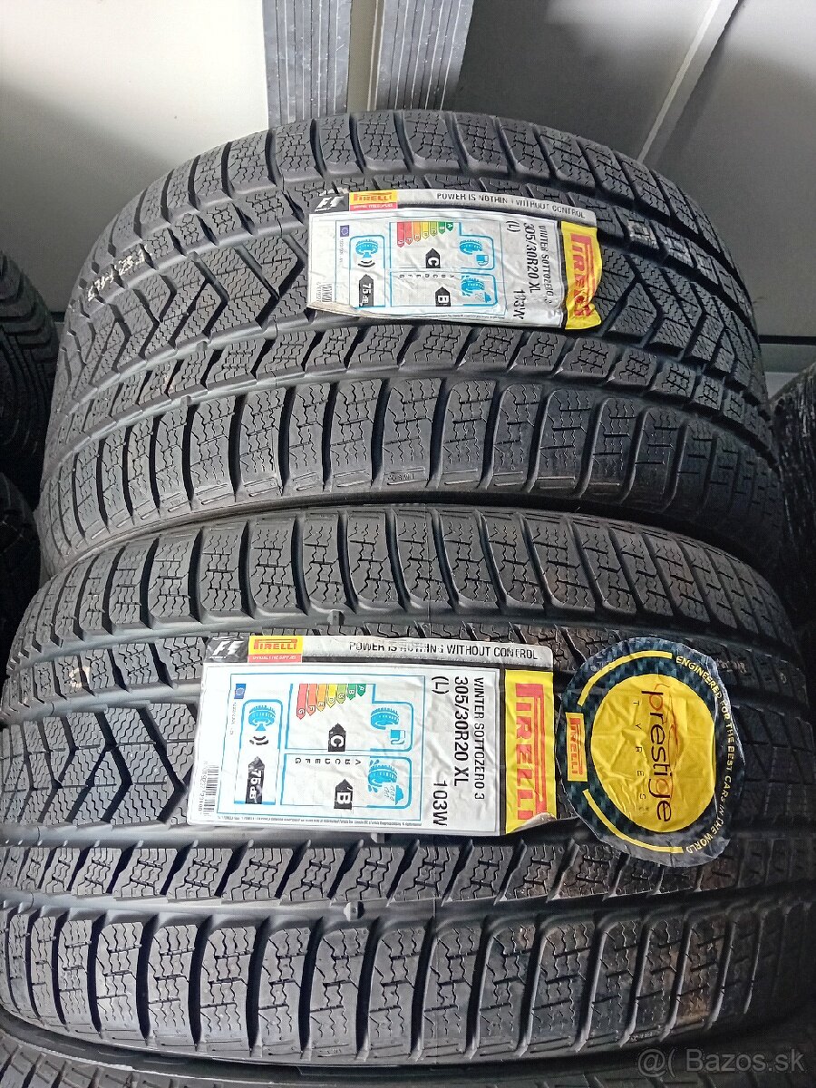 2x nové zimné pneumatiky 305/30 r20