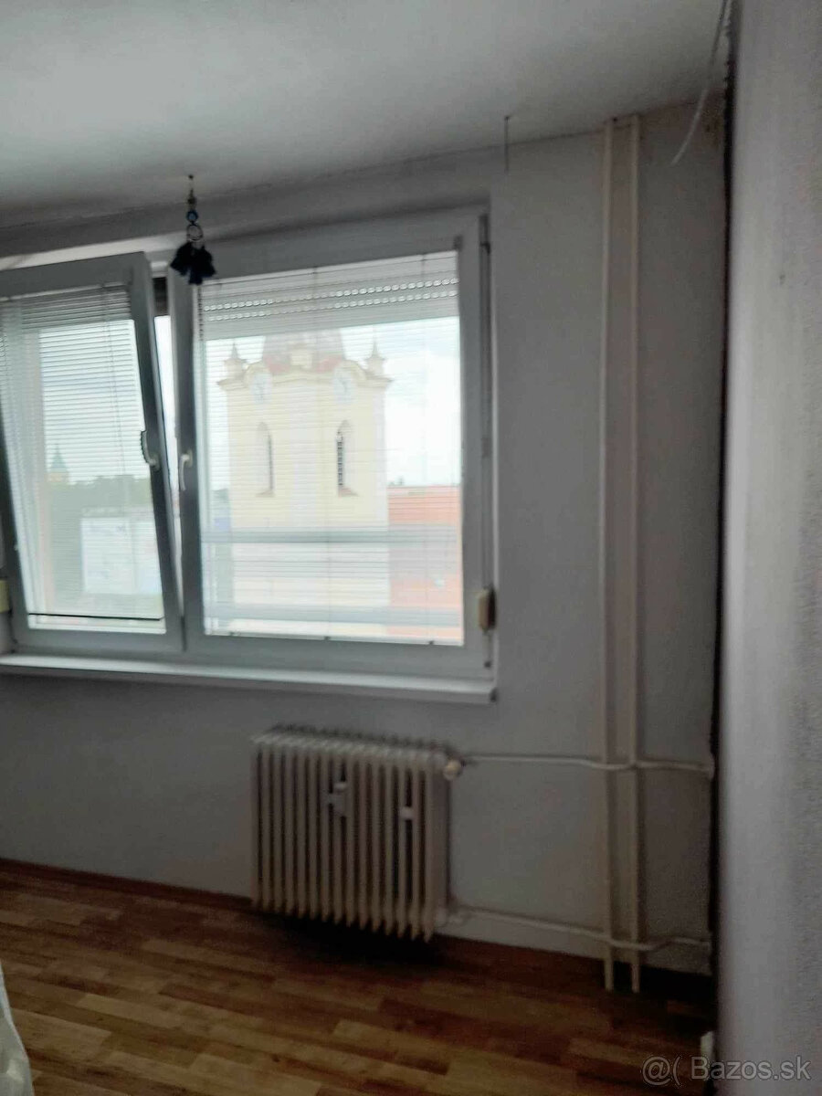 PRENÁJOM: 1-Izbový byt na prenájom v centre mesta Dunajská S