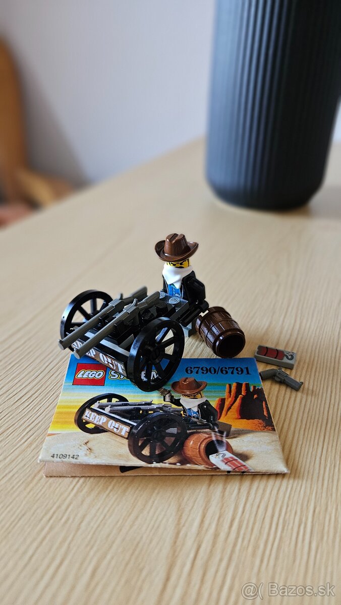 Ponúkam krásne LEGO Adventurers + Western sety s