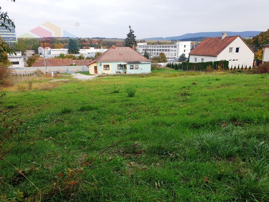 Na predaj investičný projekt pripravený pre výstavbu rodi