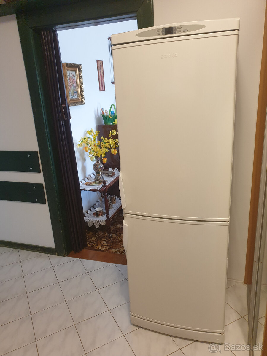 Kombinovaná chladnička s mrazničkou GORENIE - 177×60×60 cm