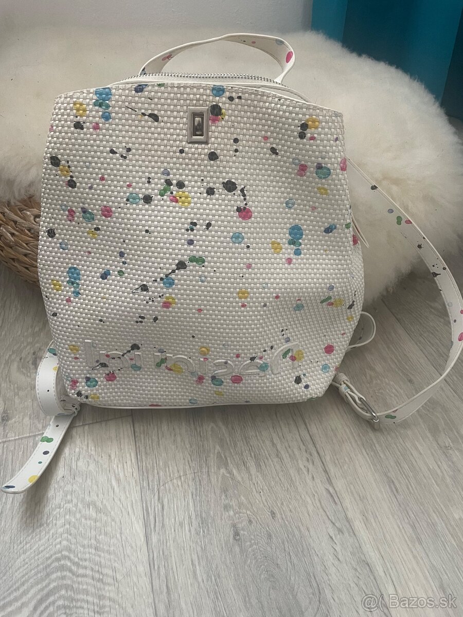 Batoh desigual